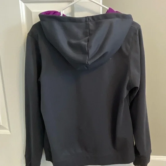 Under Armour Hoodie - Picture 2 of 11